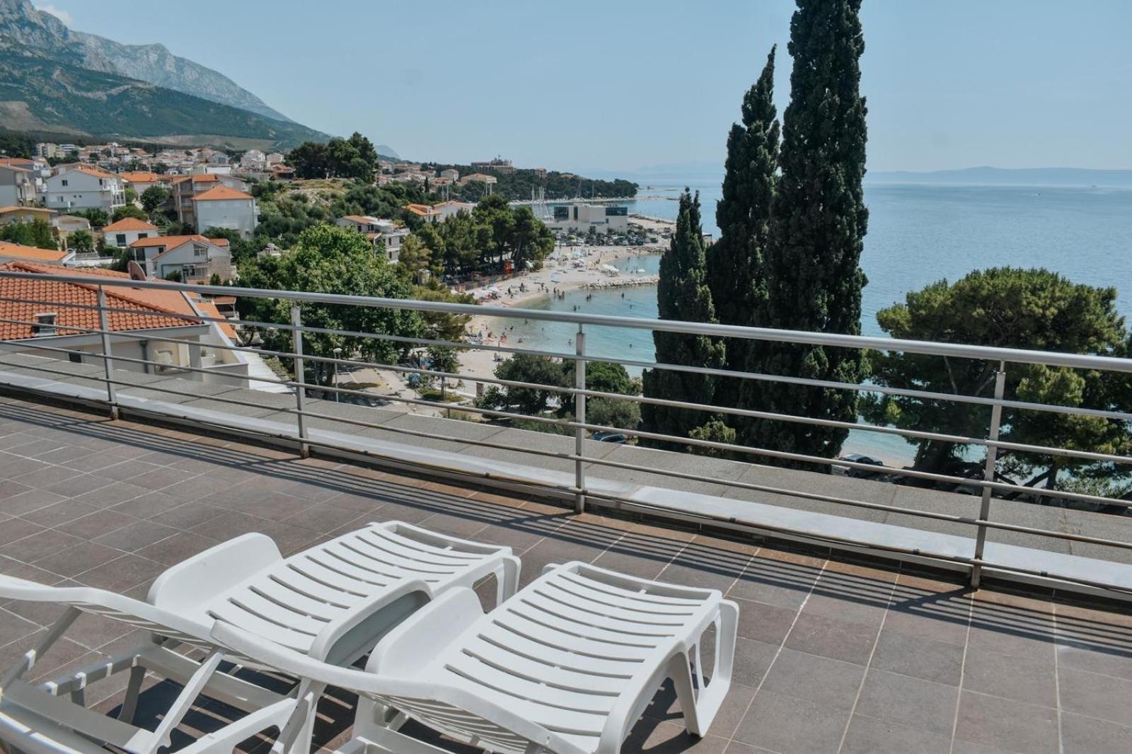 Motel Ljetni Raj Baška Voda Eksteriør bilde
